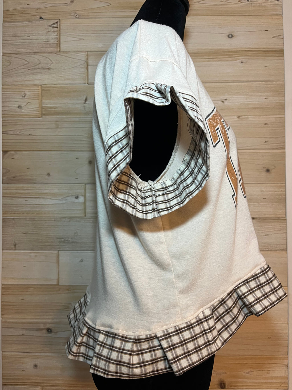 One-of-a-Kind Upcycled Texas Cropped Ruffle T-shirt - M
