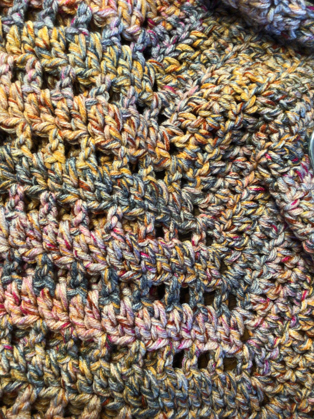 Canyon Reading Shawl